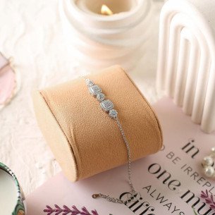 Elegant Sparkle Bracelet